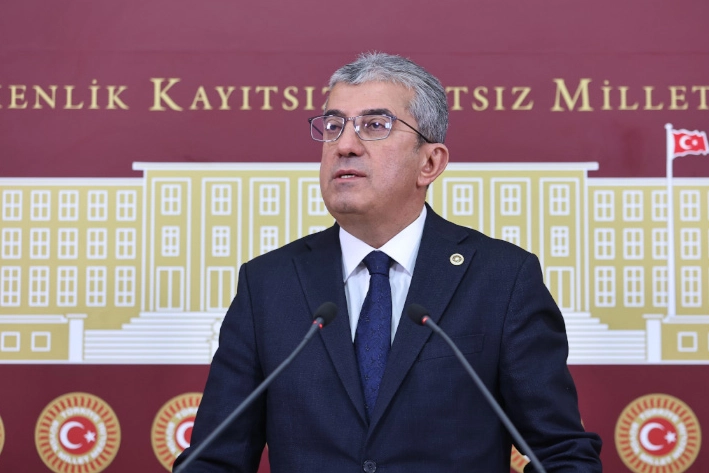 CHP'li Günaydın'dan gözaltı açıklaması: Davet etseniz gelmiyor mu? -