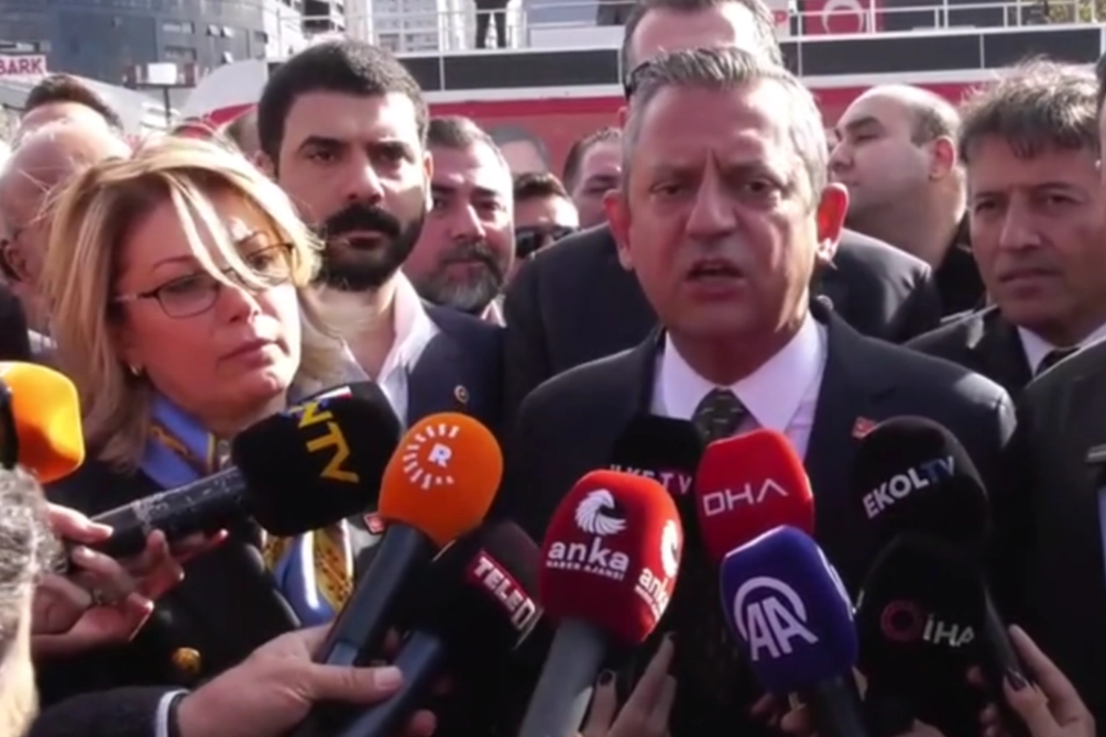 CHP lideri Özel Esenyurt'ta... Saat 16'daki buluşmanın yeri değişti -