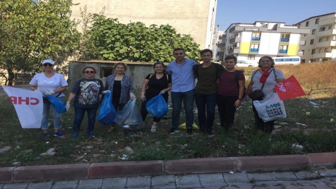 ÇÖP TOPLAMA GÜNÜ’NDE DARICA’DA ÇÖP TOPLADILAR