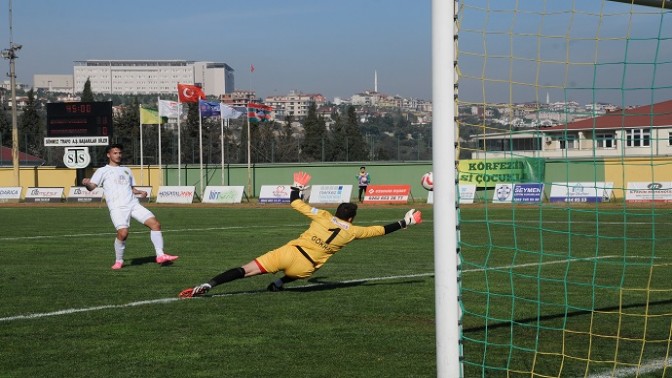 DARICA LİDERLİĞİNİ SÜRDÜRDÜ 4-0