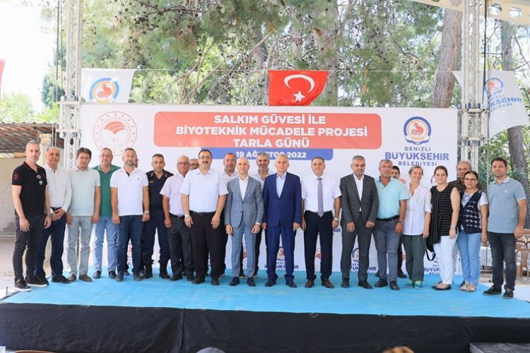 Denizlili çiftçilerin Tarla Günü coşkusu -