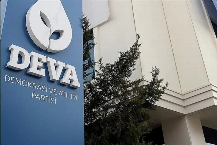 DEVA'da il başkanları görevine dönüyor -