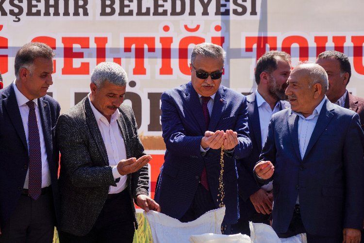 Diyarbakır’da üreticiye çeltik tohumu desteği -