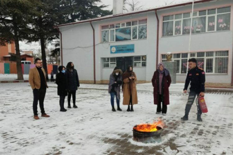 Dodurga beldesinde öğrencilere yangın eğitimi -