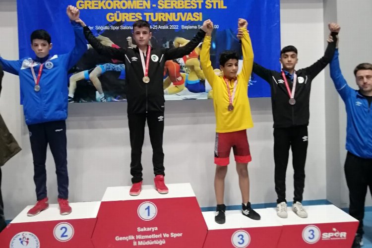 Düzce’nin altın jenerasyonu üçüncü oldu -