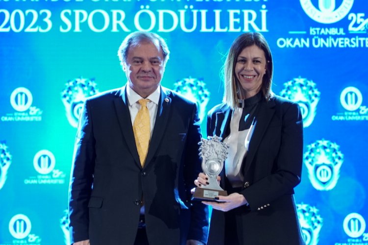 Eczacıbaşı Dynavit, 'Yılın Kadın Spor Takımı' seçildi -