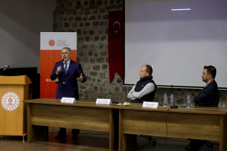 Edirne'de 'Dezenformasyonla Mücadele' paneli -