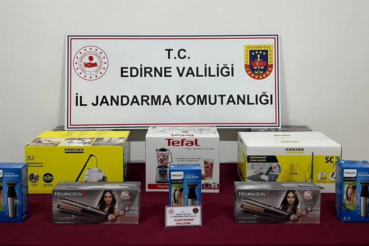 Edirne'de kaçak elektronik eşya ele geçirildi! -