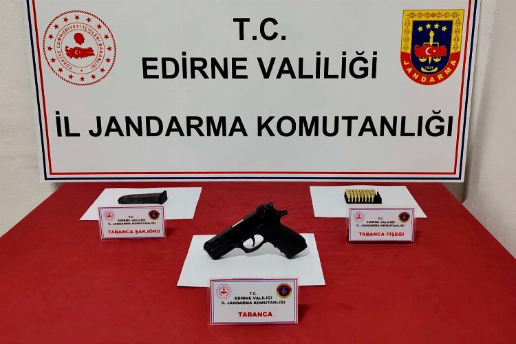Edirne Jandarması kaçak silah ticaretini engelledi -