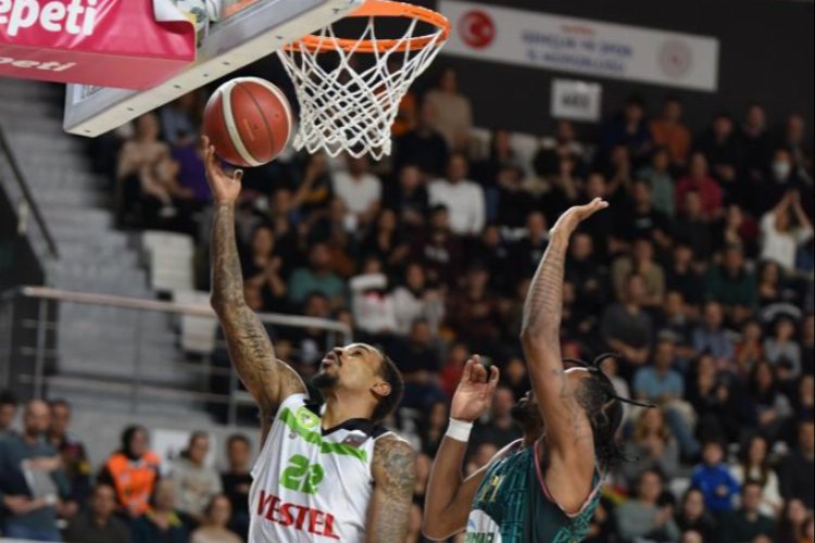 Ege derbisinde zafer Manisa'nın -