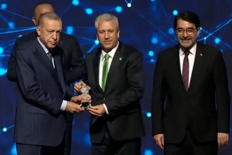 Ege'ye kariyer gelişimini destekleyen üniversite ödülü -