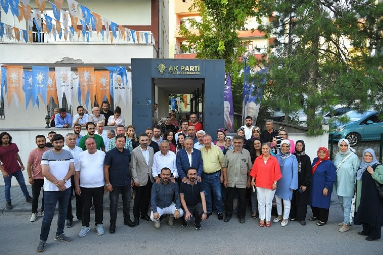 ERÜ Spor Bilimleri'nde mezuniyet coşkusu -