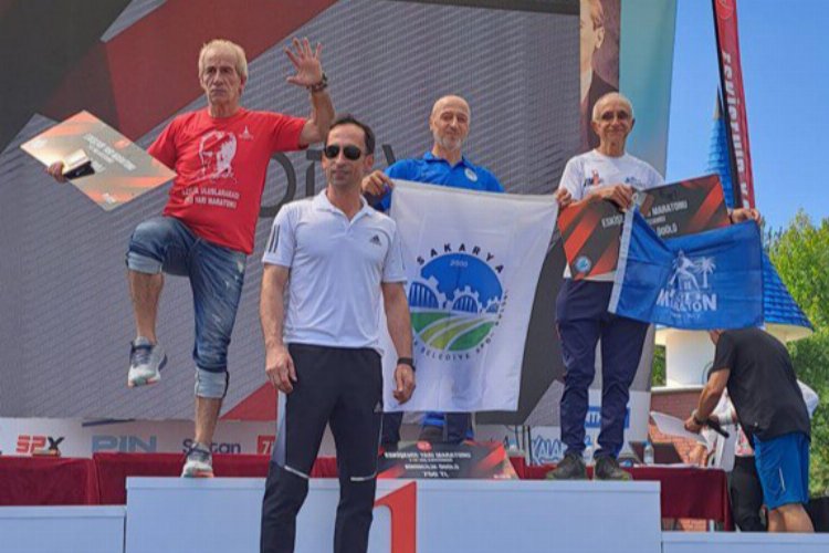 Eskişehir'deki yarı maratonda şampiyonluk Sakarya'dan -