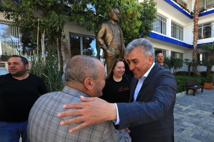 EYT’li çalışanlardan Güzelbahçe Belediyesi’ne veda -