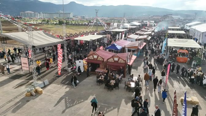 GASTRO Afyon’da Ünlü Gıda Markalar Festivalin Gücü Oldu