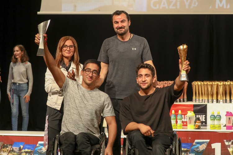 Gazi Yarı Maraton'da ödüllerine kavuştular -