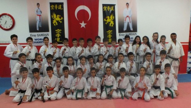 GEBZELİ KARATECİLER TATAMİYİ DAR ETTİ