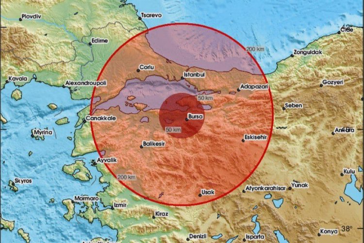 Gemlik Körfezi sallanmaya devam ediyor... AFAD: Olumsuz bir durum yok! -