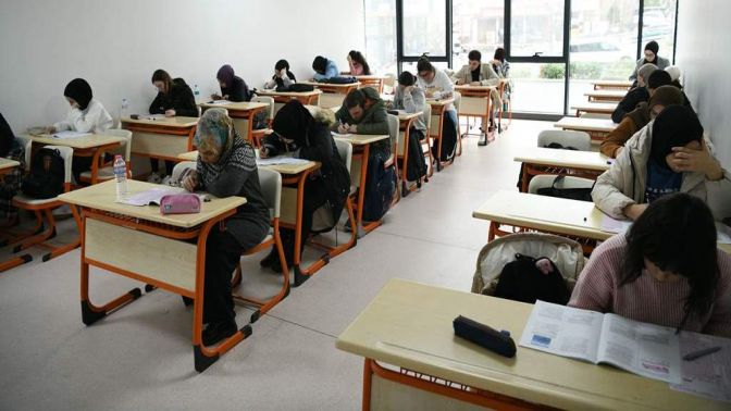 Gençlik Merkezinde YKS mesaisi