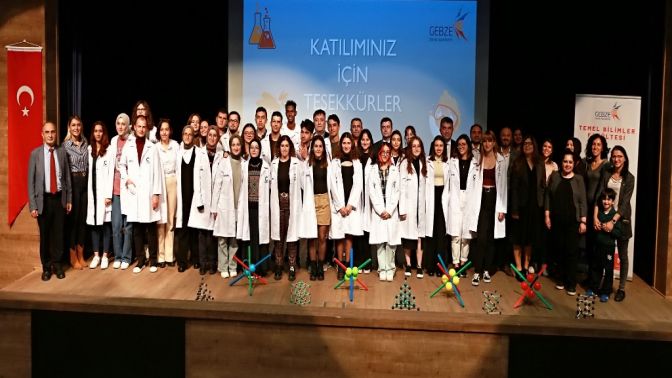 GTÜ Kimya Öğrencileri Önlük Giydi