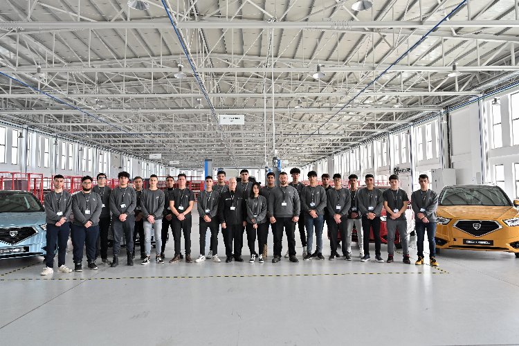 GÜNSEL Akademi’nin ilk mezunları 'Yakın Doğu'ya yerleşti -