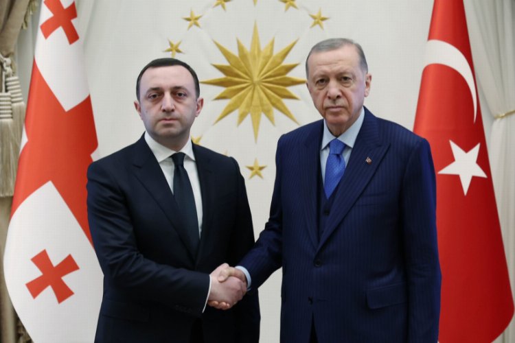 Gürcistan Başbakanı Garibaşvili Külliye'de -