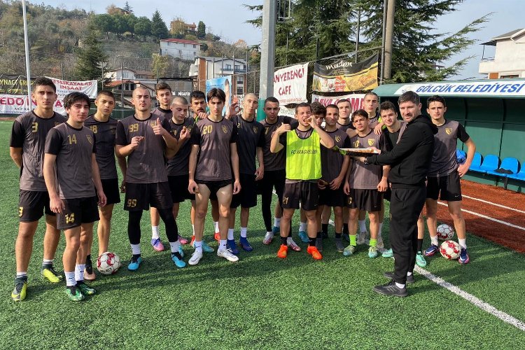 Gürcistan takımı Kocaeli Gölcük'te kamp yapıyor -