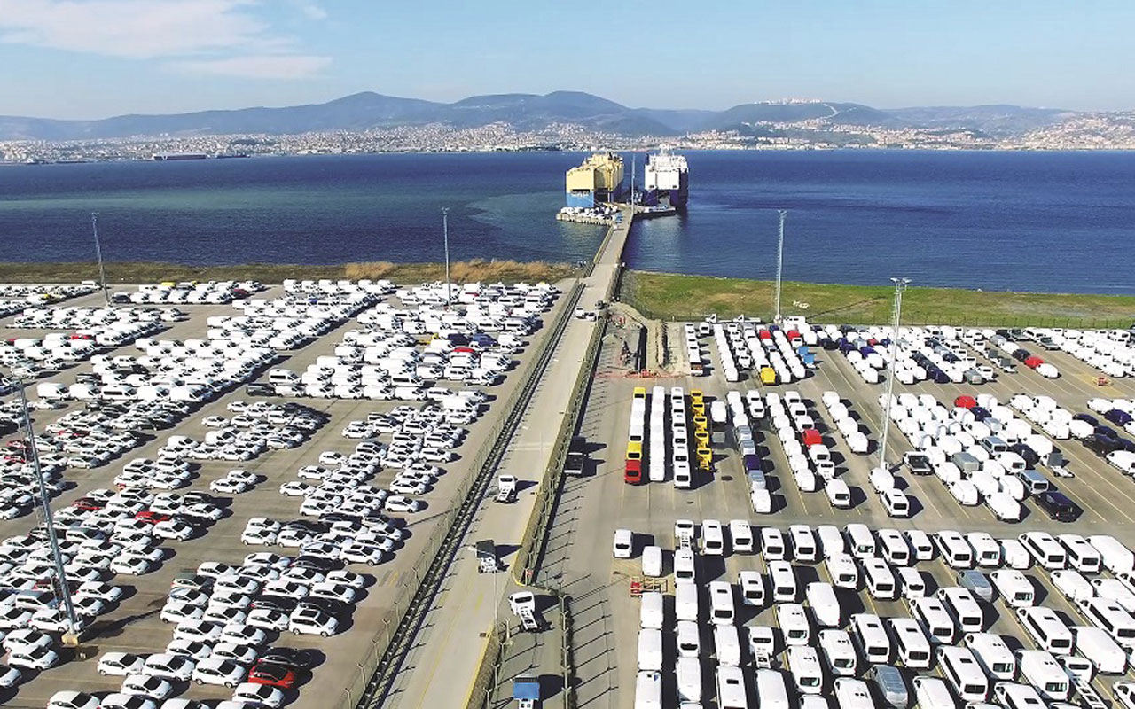 İhracat şampiyonu otomotiv Temmuz’da ara verdi