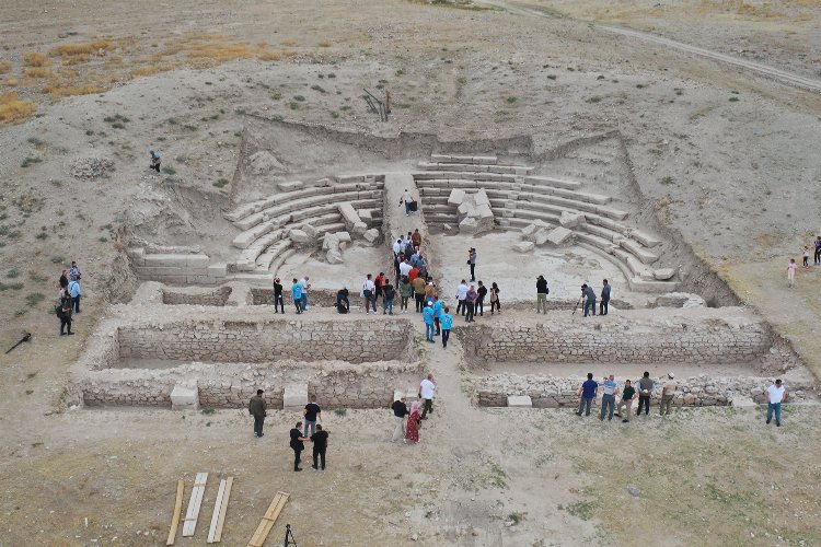 İki başkan Savatra Antik Kenti’nde Konya basınıyla buluştu -