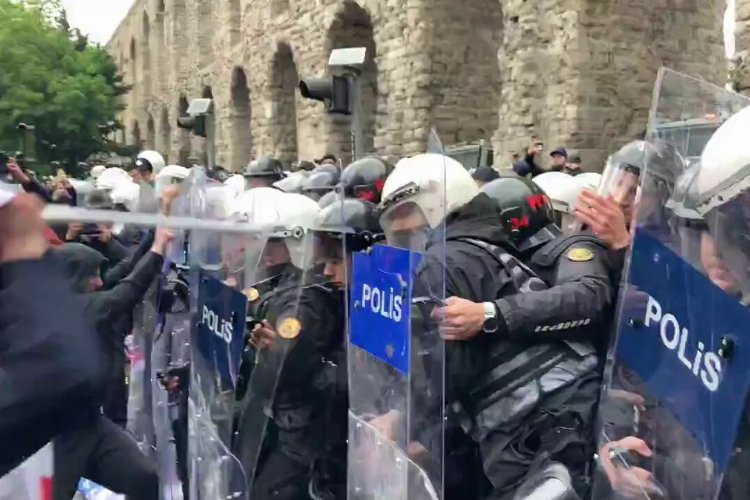 İstanbul'da 1 Mayıs... 210 gözaltı! -