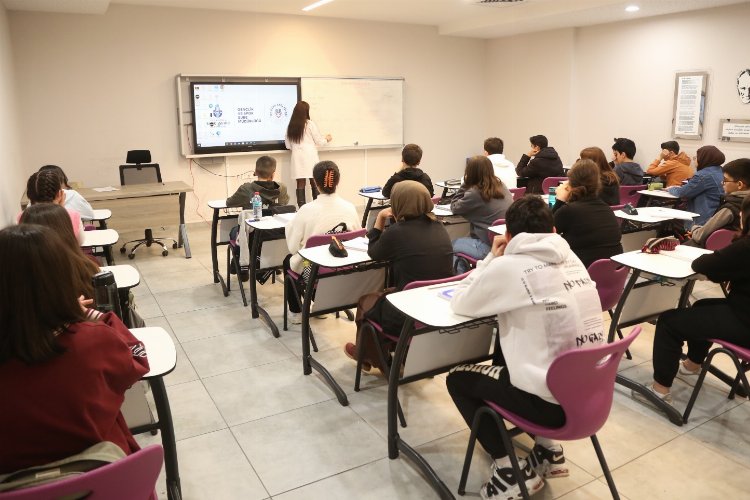 İstanbul Ders Atölyeleri'nde ara dönem kayıt zamanı -