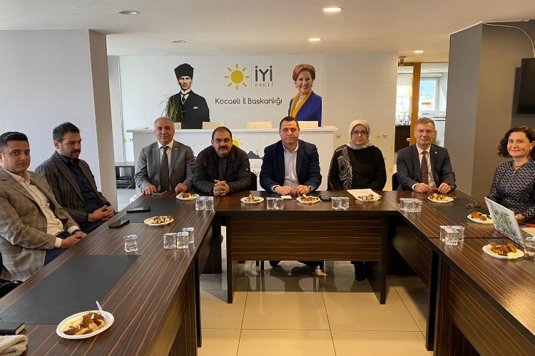 İYİ Parti Kocaeli'de 'acil eylem planı'nı açıkldı -