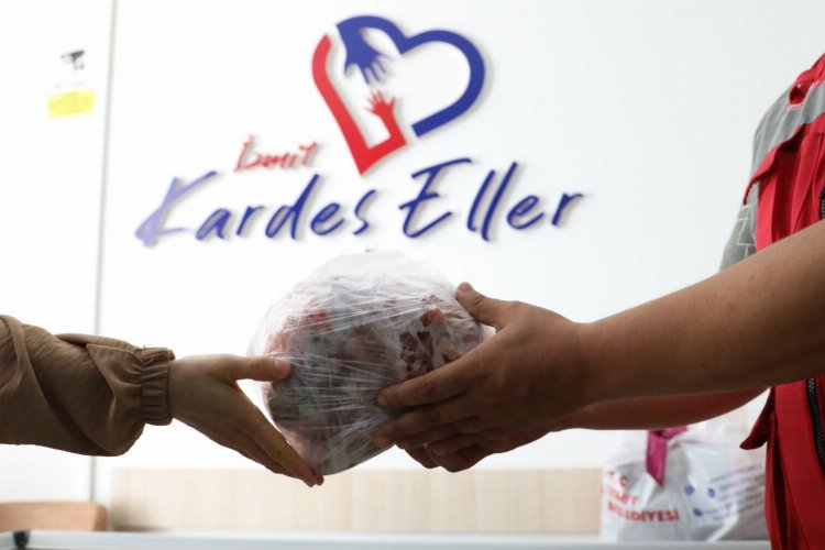 İzmit bu bayramda da ihtiyaç sahiplerine desteği sürdürdü -