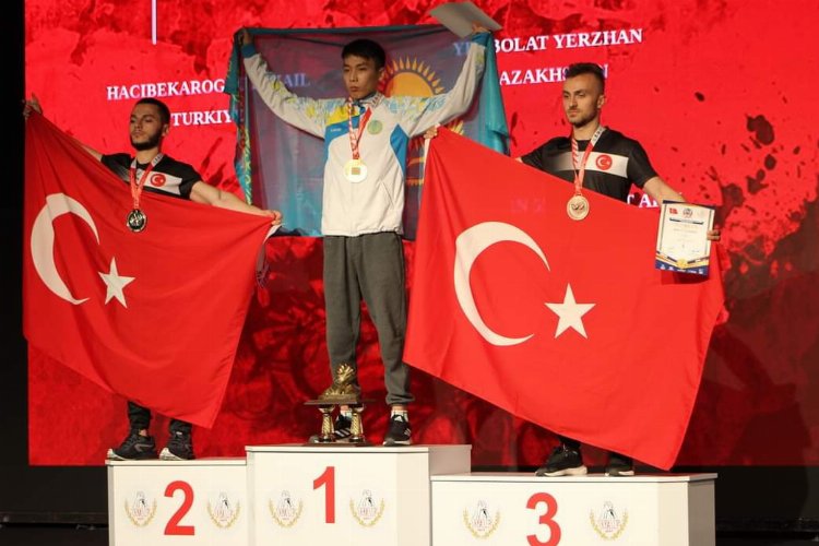 Kağıtsporlu sporcuların bilekleri bükülmedi -