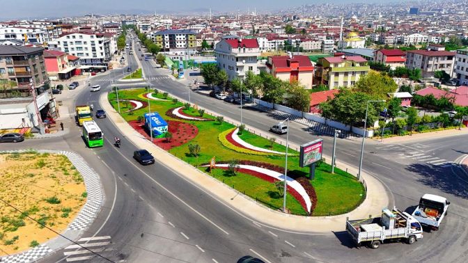 Kavşakta trafik rahatladı, ulaşım hızlandı