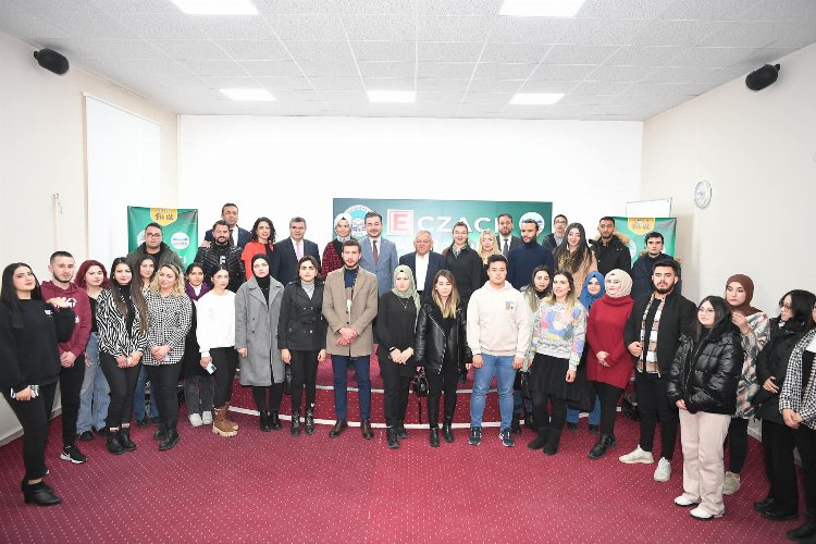KAYMEK Eczacı Asistanlığı kursunda ilk zil çaldı -
