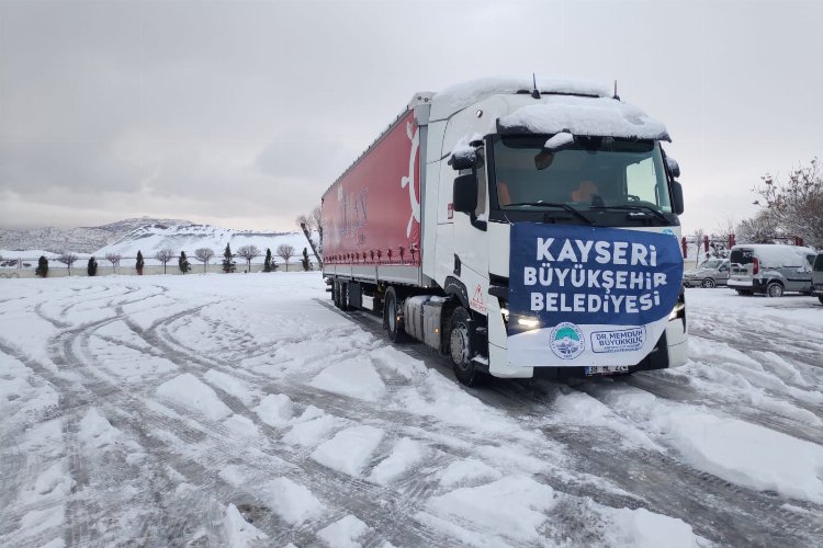 Kayseri Büyükşehir'den deprem bölgesine yardım yağmuru -