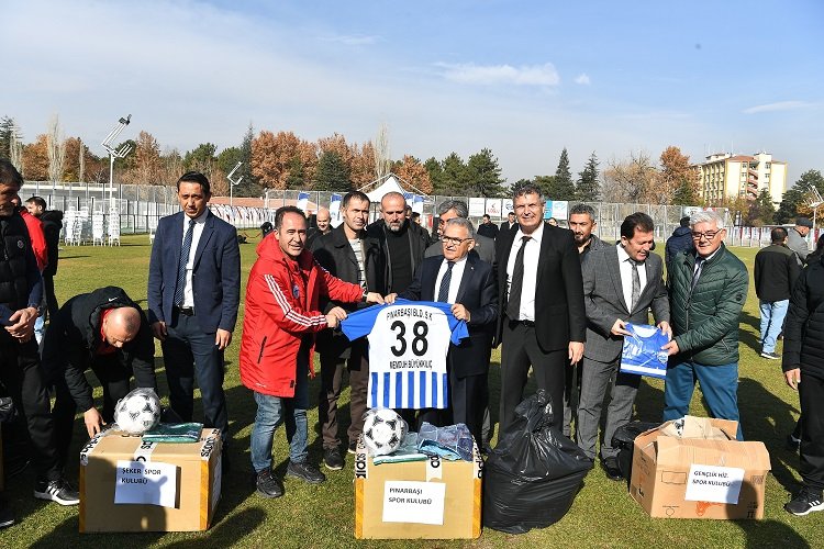 Kayseri'de amatör futbola 'büyük' destek -
