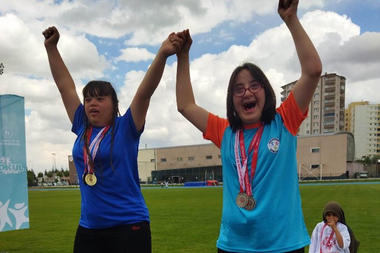 Kayseri Kocasinan'ın özel sporcuları madalyalara ambargo koydu -