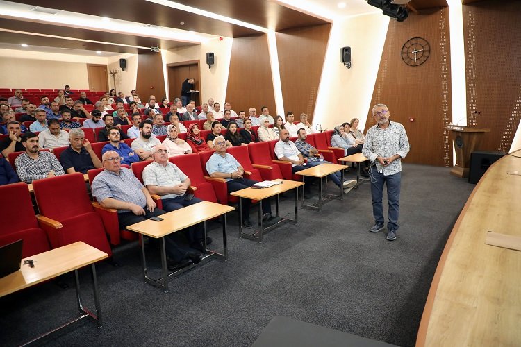 Kayseri Talas Belediyesi'nden personele eğitim -