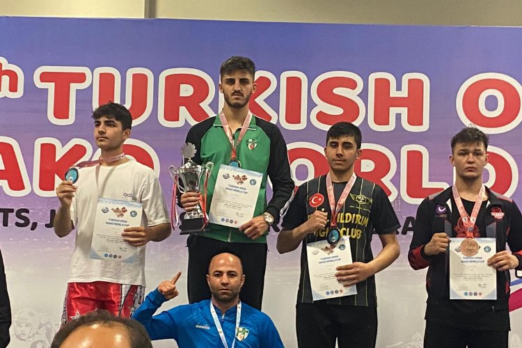 Kick Boksta Dünya Kupası Ağrılı sporcunun -