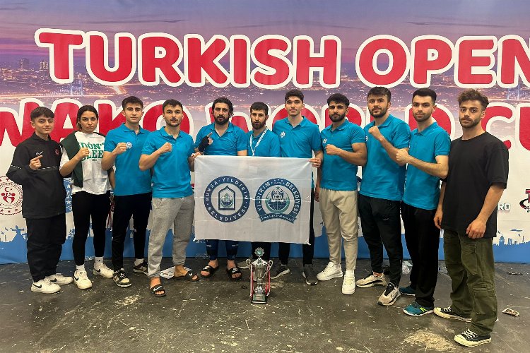 KickBoks'ta Bursa Yıldırım rüzgârı -