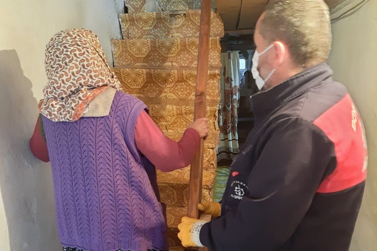 Kocaeli A Takımı, Pakize teyzenin yardımına koştu 