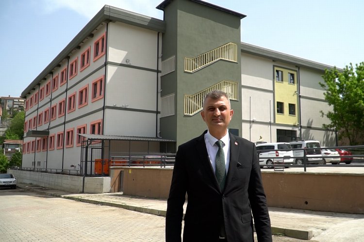 Kocaeli Gölcük'te atıl iş merkezi eğitime dönüştü -