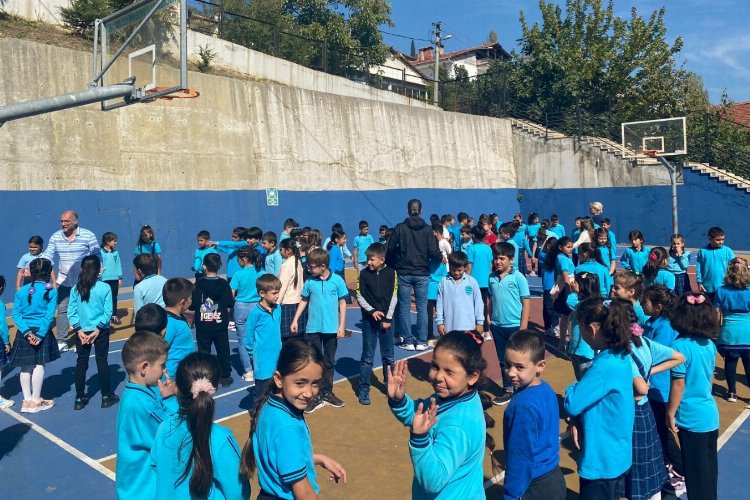 Kocaeli İtfaiyesi'nden minik öğrencilere seminer -