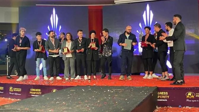 Kocaeli’li Kuaför Antalya’da Birinci Oldu