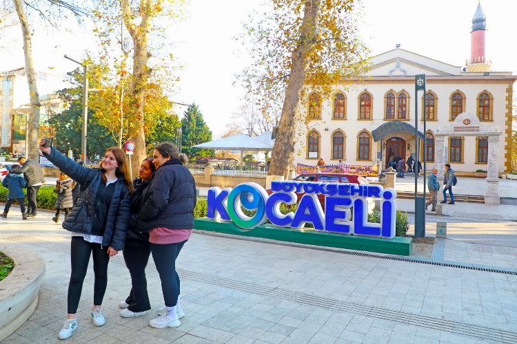 Kocaeli'nin markası bulvara yakıştı -