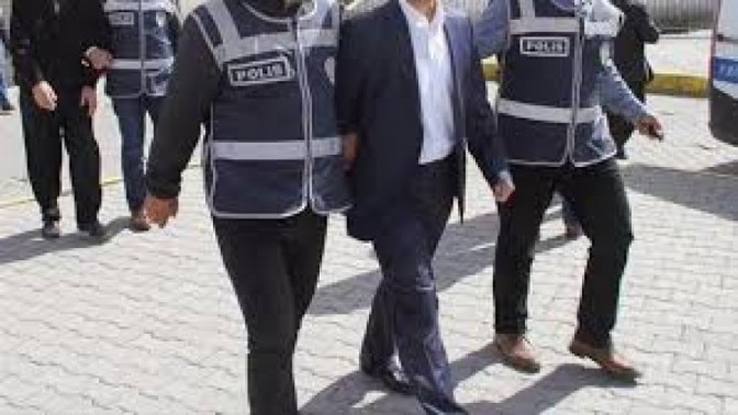 KOCAELİDE FETÖ OPERASYON: 17 GÖZALTI