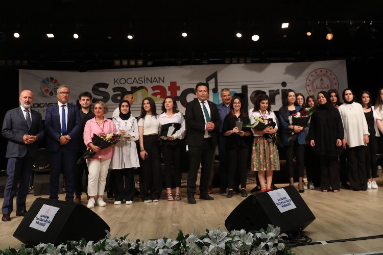 Kocasinanlı liseliler sesleriyle hayran bıraktı -