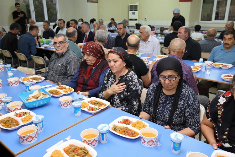 Körfez Cemevi’nde Muharrem ayı orucu -